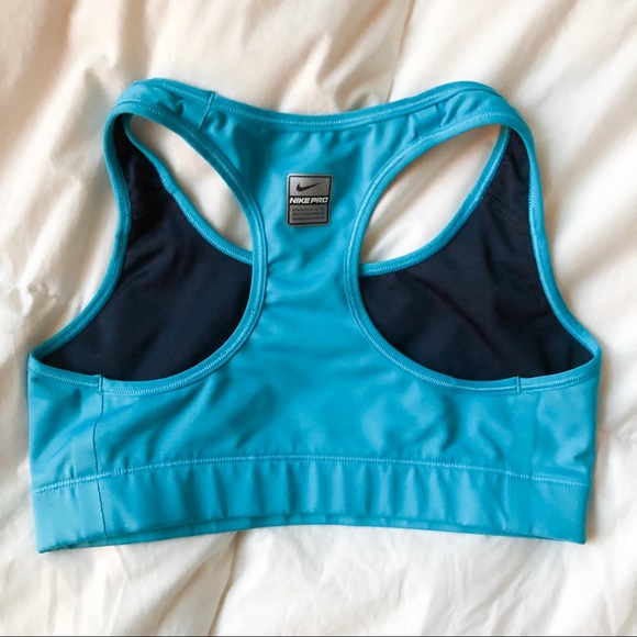 NIKE Sports Bra - Small - Great Condition! - Picture 2 of 2